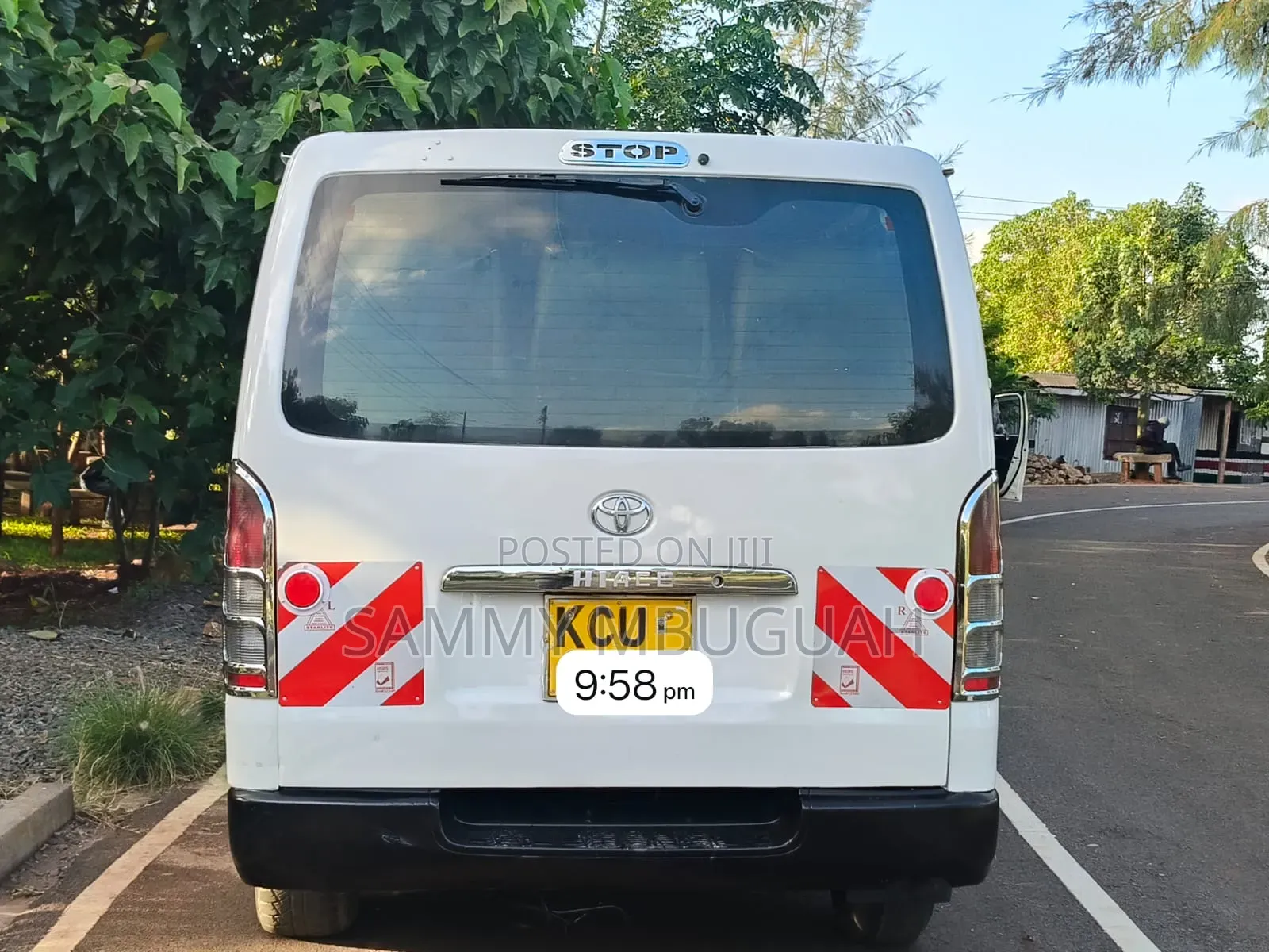Toyota HiAce 2013 White