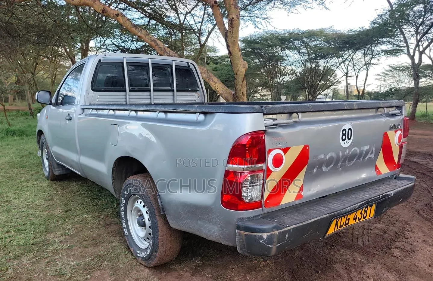 Toyota Hilux 2015 Silver