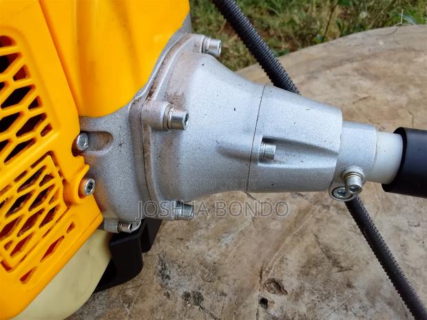 Tolsen Grass Cutter Machine - thumbnail 3
