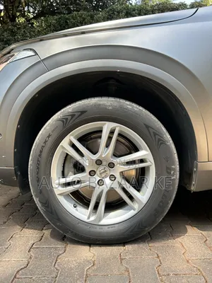 Volvo XC90 2018 Gray