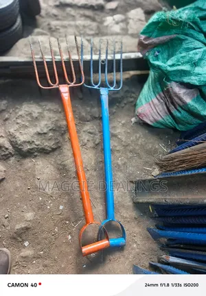 Fork Manure