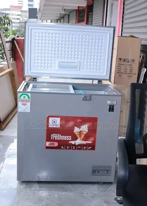Smart Pro SCF-275g Chest Freezer 225litres
