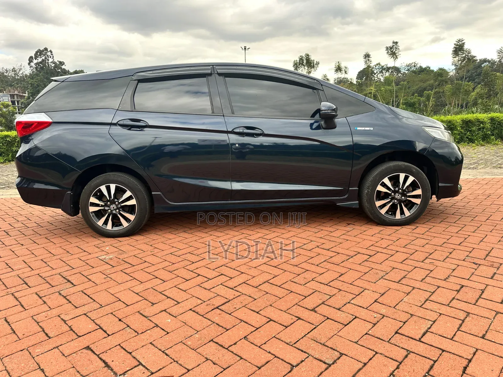Honda Fit Shuttle 2019 Blue