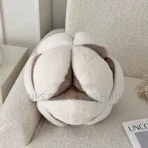 30cm Soft Hydrangea Rabbit Fur Throw Pillows (Stda