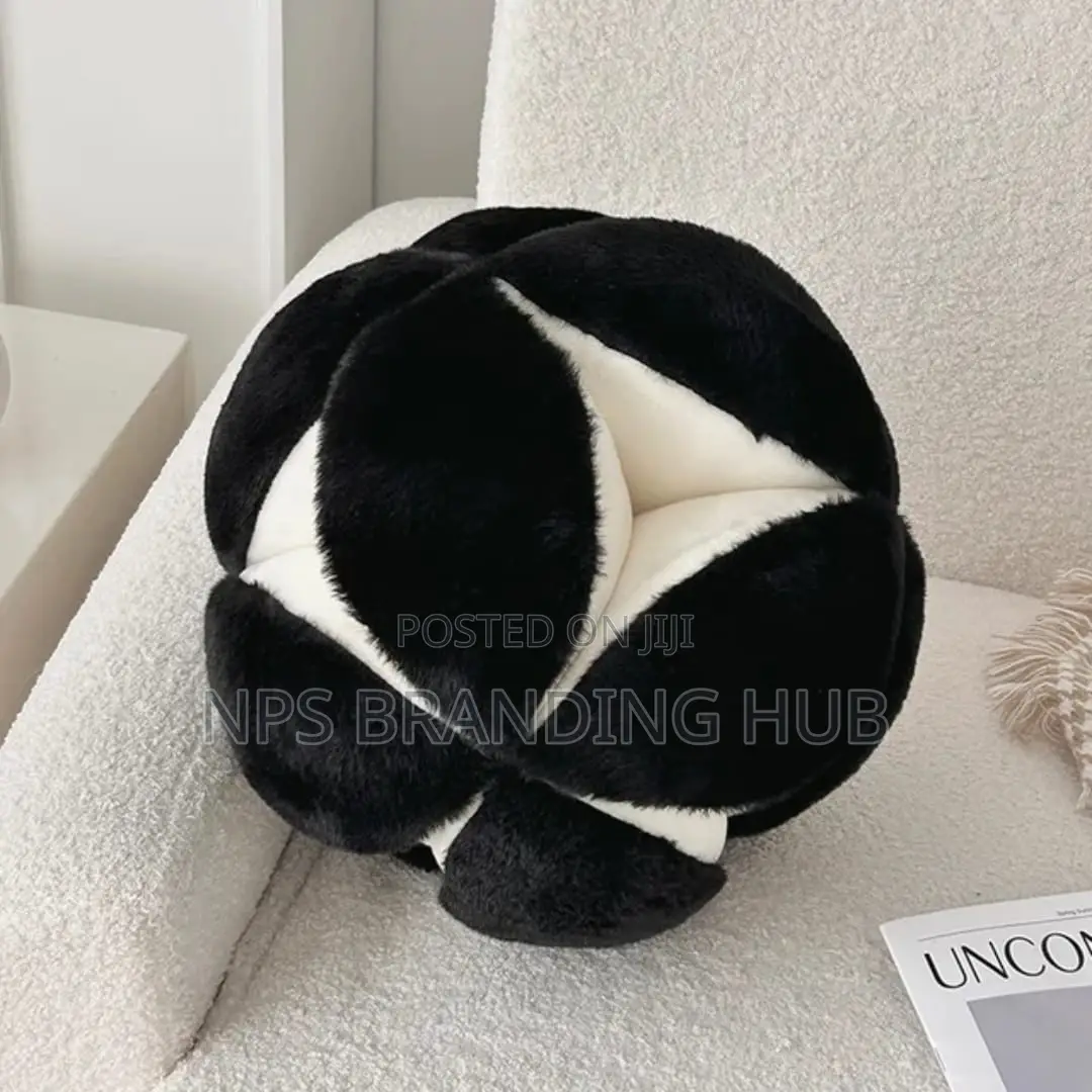 30cm Soft Hydrangea Rabbit Fur Throw Pillows (Stda