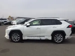 Toyota RAV4 2020 White