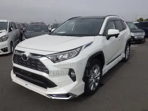Toyota RAV4 2020 White