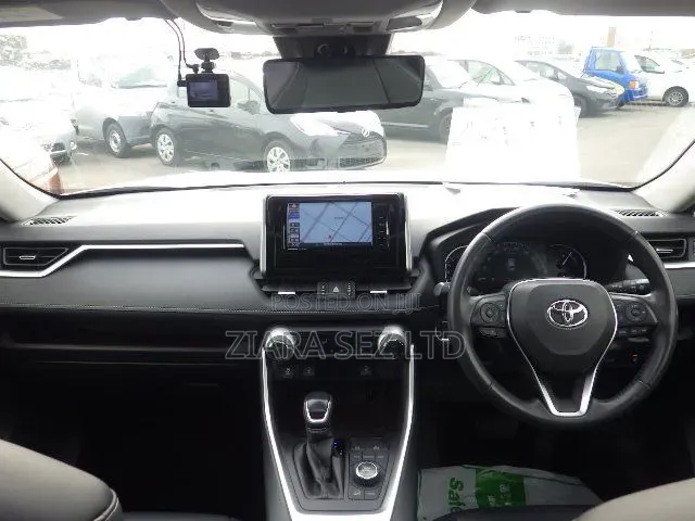 Toyota RAV4 2020 White