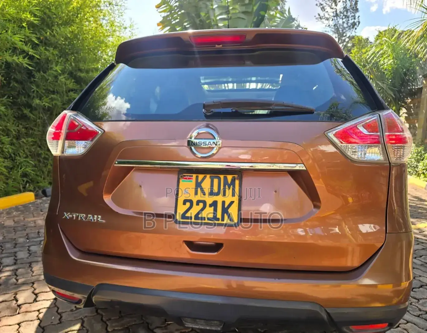 Nissan X-Trail 2016 Brown