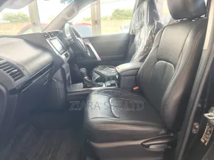 Toyota Land Cruiser Prado 2018 Black