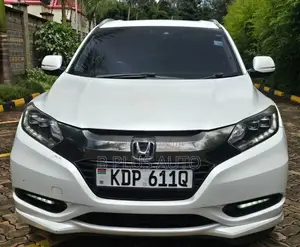 Honda Vezel 2017 White