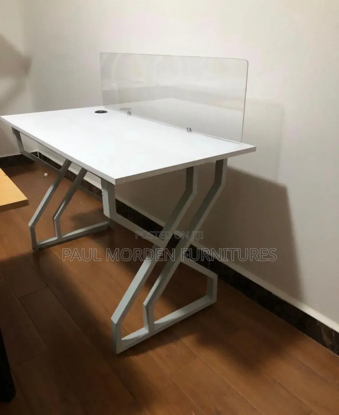 Office Metallic Stand Table