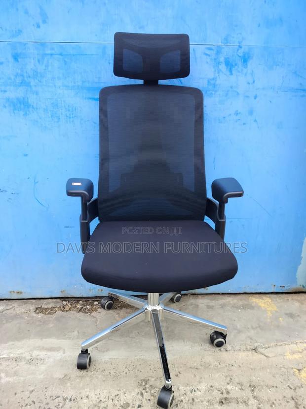 Backrest Adjustable Headrest Office Chair