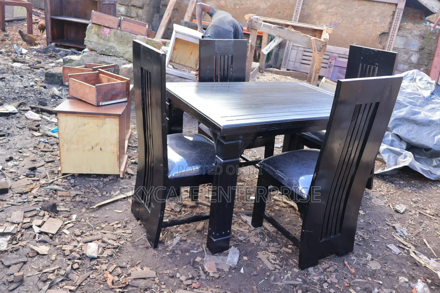 4 Seater Spindle