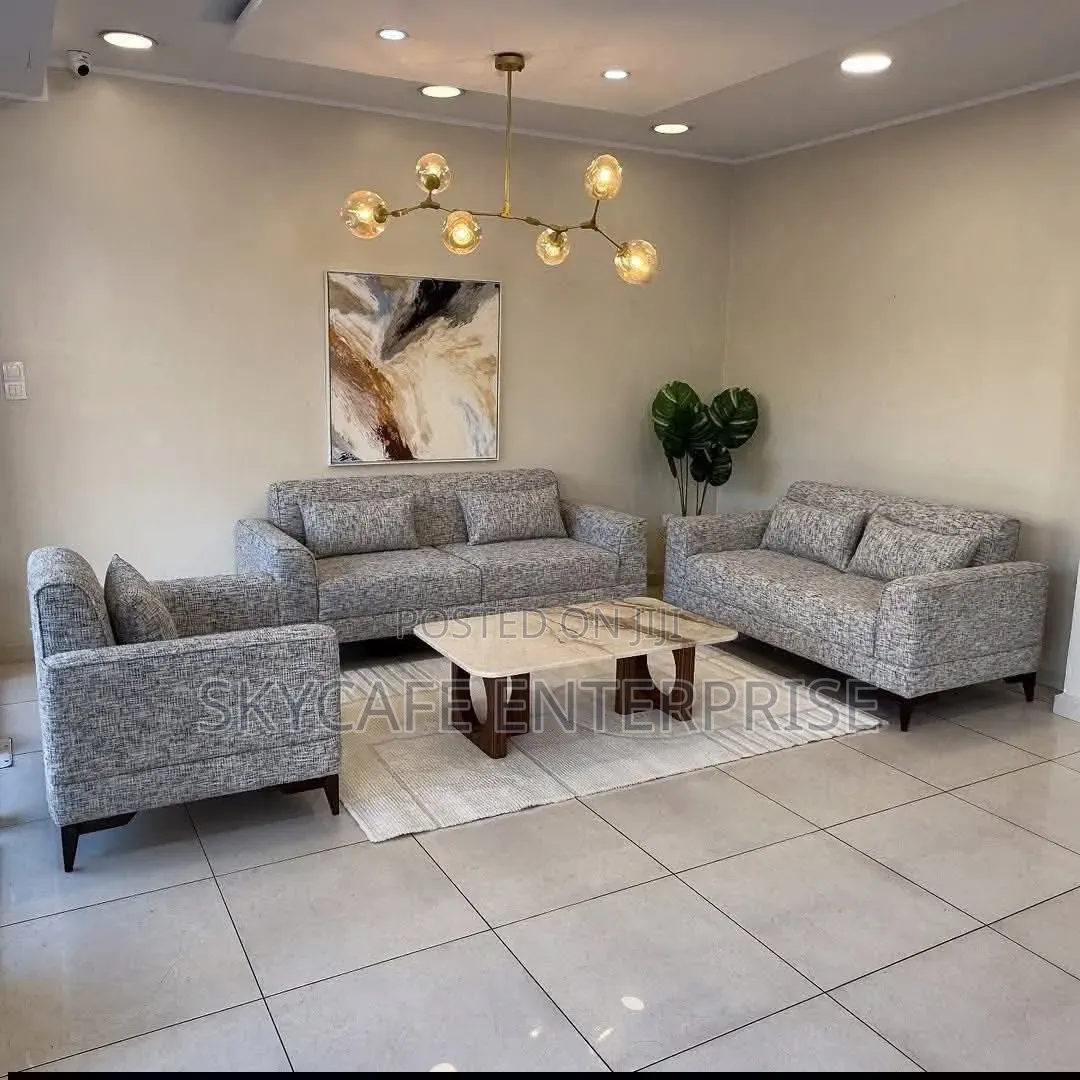 7 Seater Spring Cautioned Sofa