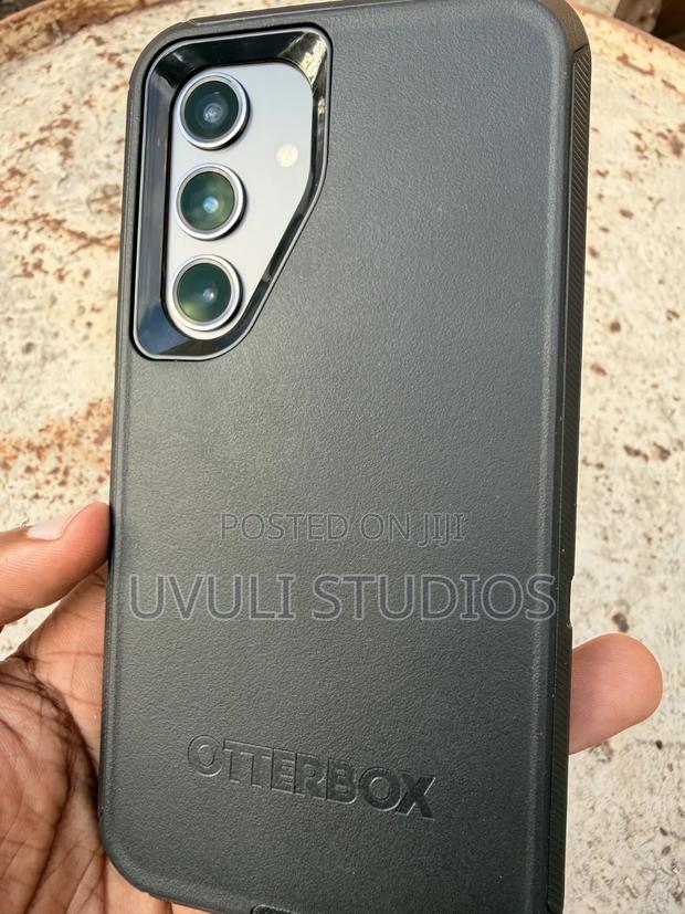 Samsung Galaxy S24 256 GB Gray - thumbnail 8