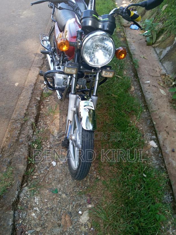 Bajaj Boxer 100 2024 Red - thumbnail 3
