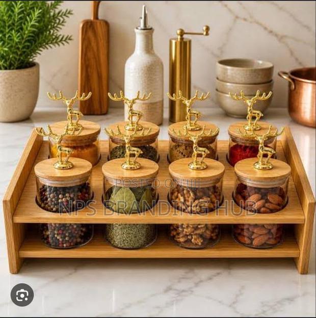 Exquisite 8pcs Kitchen Spice Rack Set With a Bamboo Stand (Stda
