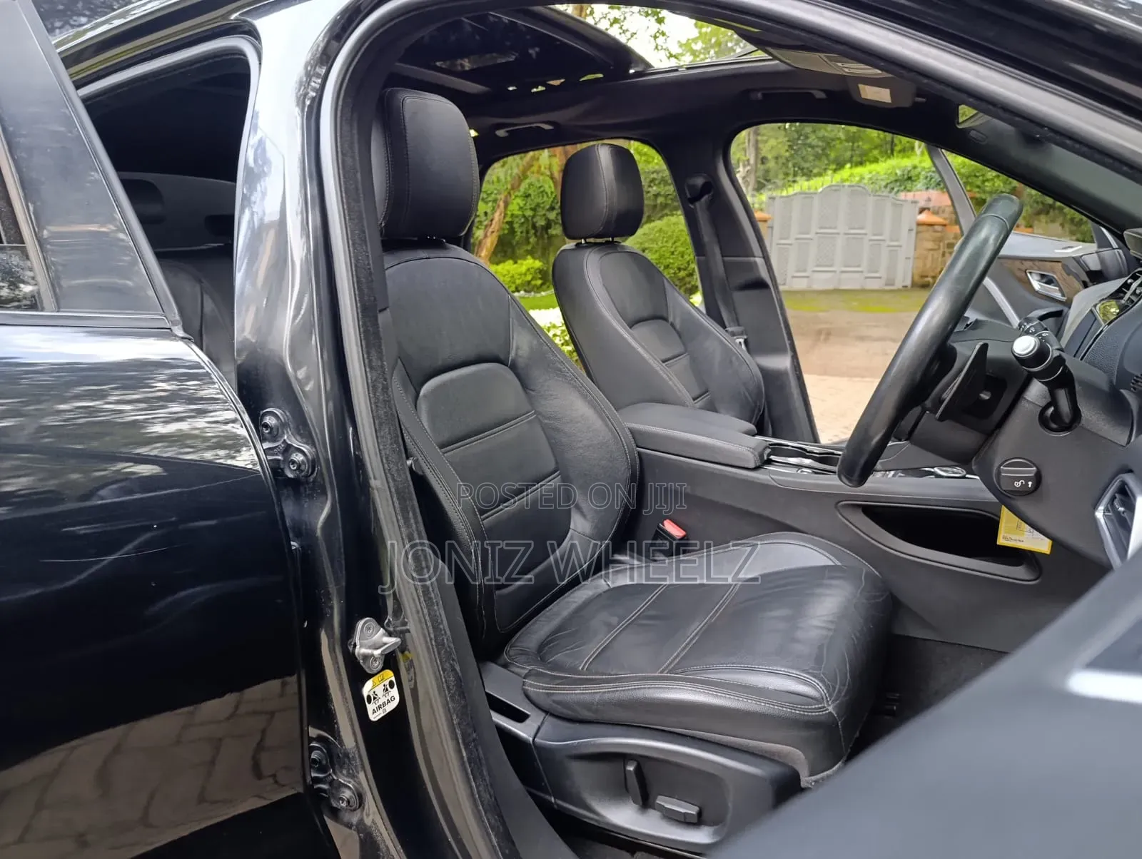 Jaguar F-Pace 20d R-Sport 2017 Black