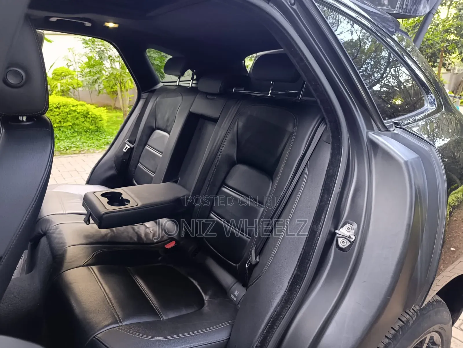 Jaguar F-Pace 20d R-Sport 2017 Black