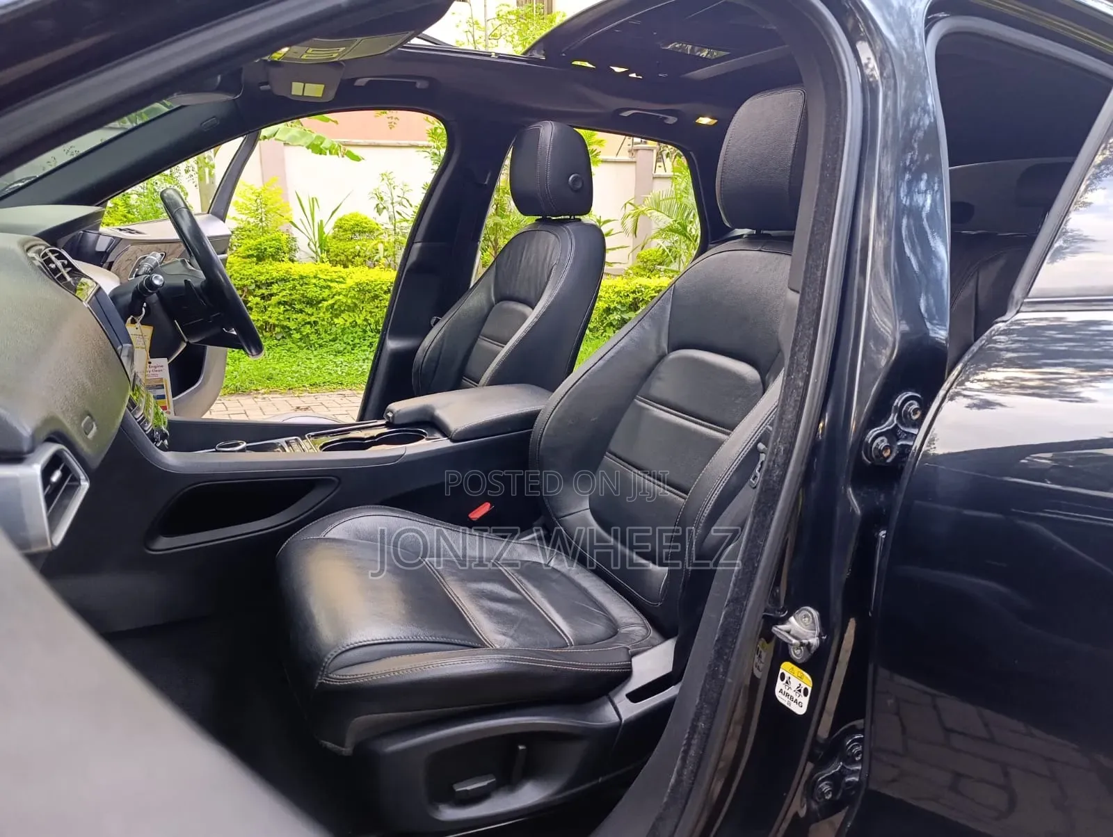 Jaguar F-Pace 20d R-Sport 2017 Black