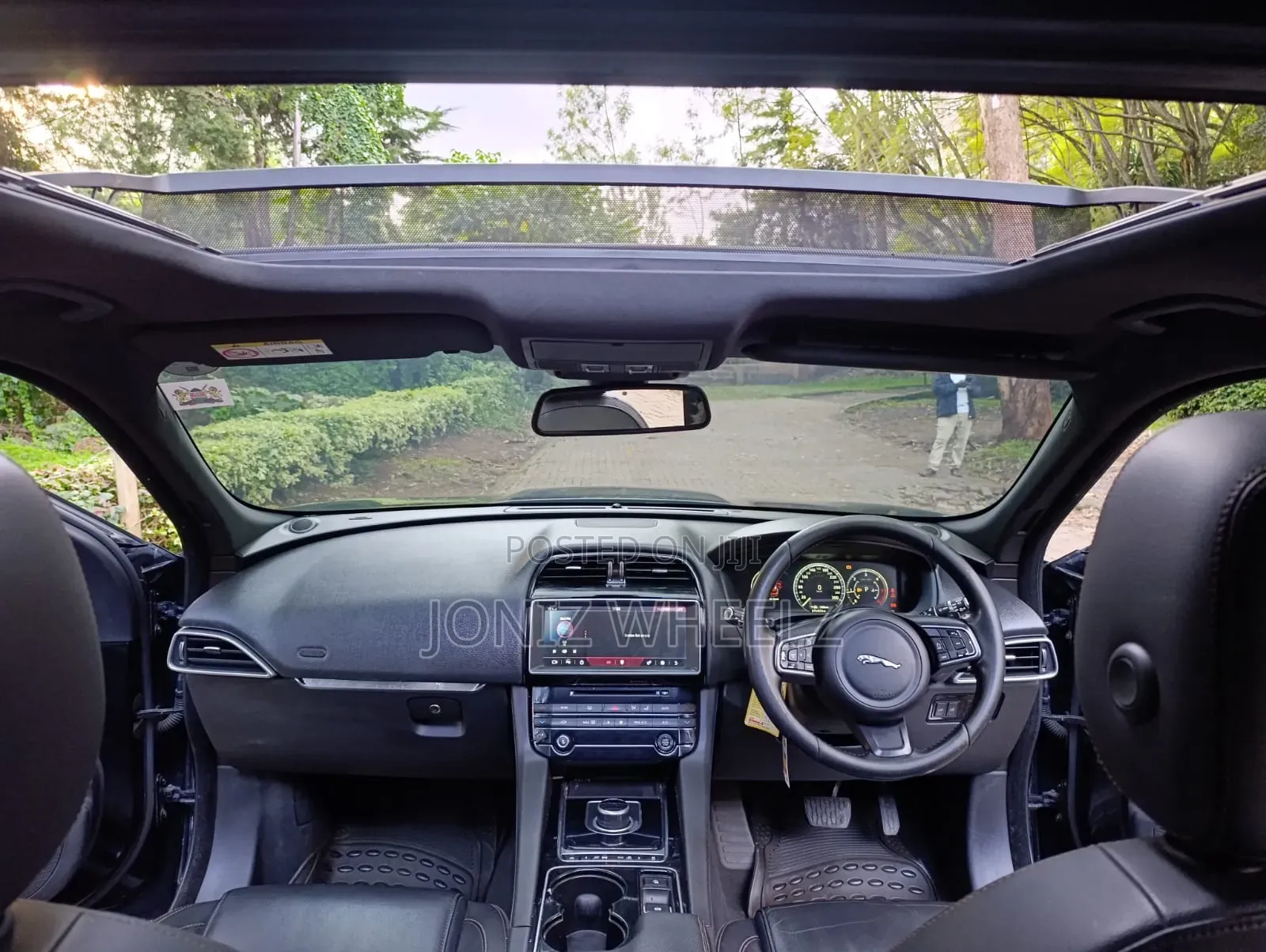 Jaguar F-Pace 20d R-Sport 2017 Black