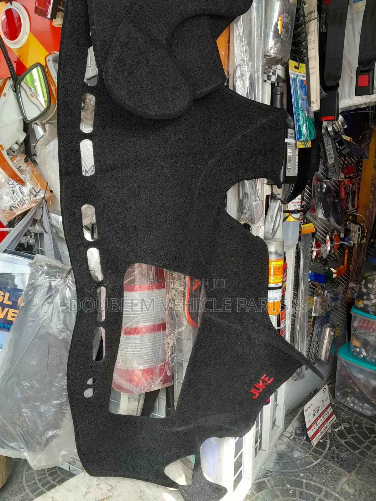 Dashboard Cover/Carpet Anti Slip Nissan Juke 2010-2026 Onwards