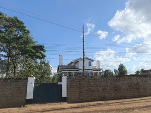 5bdrm Maisonette in Greenspot, Kamakis for rent