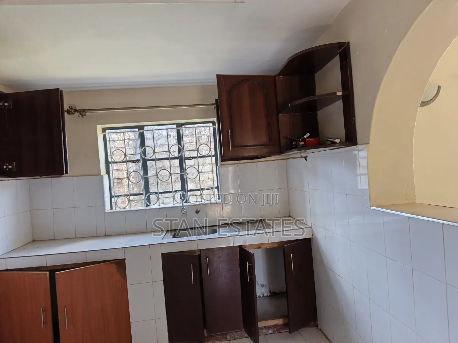 5bdrm Maisonette in Greenspot, Kamakis for rent