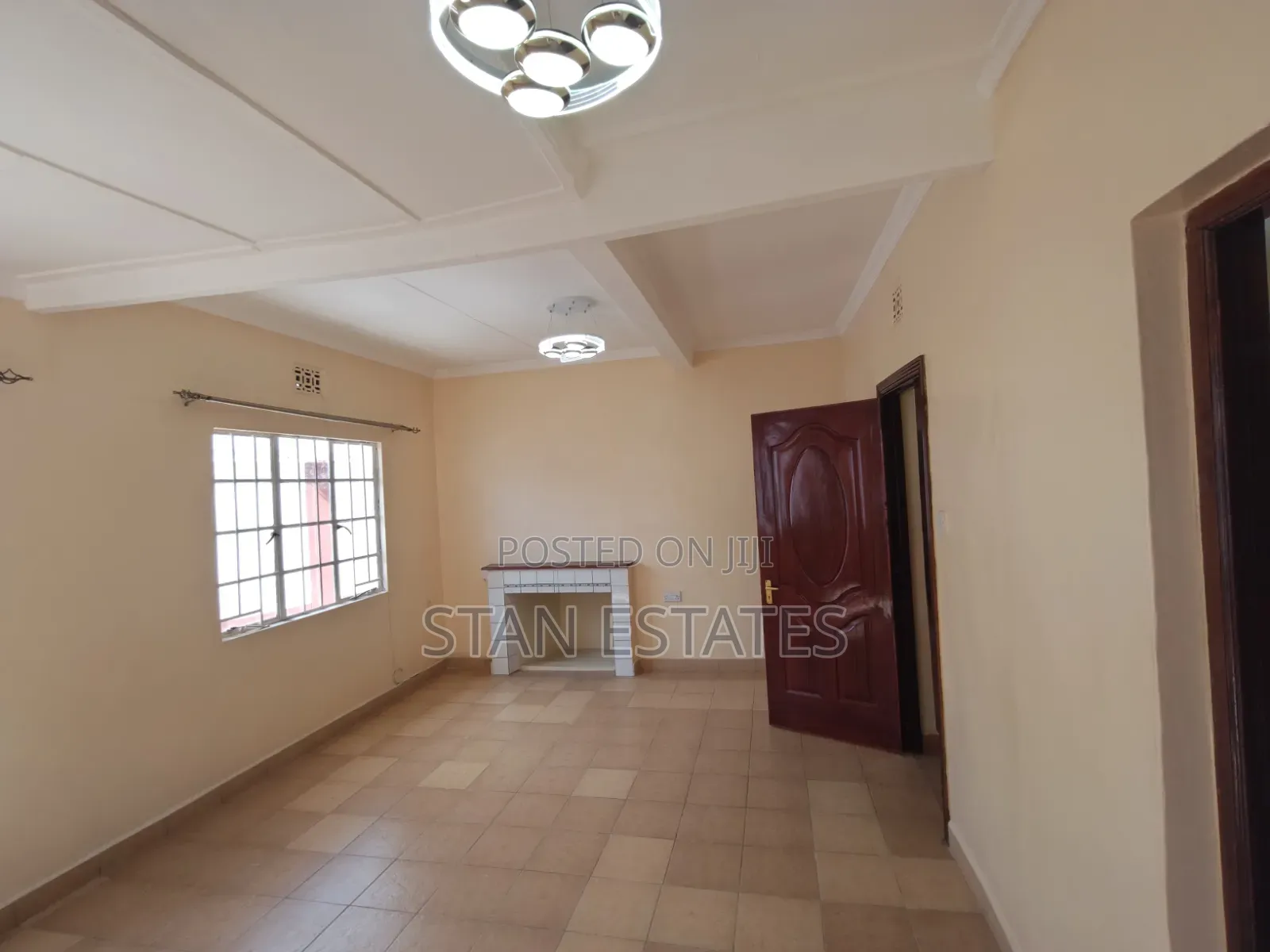 3bdrm Bungalow in Up The Hill, Uthiru for rent