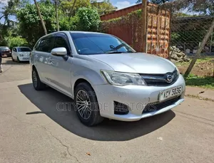 Toyota Corolla Fielder 2013 Silver