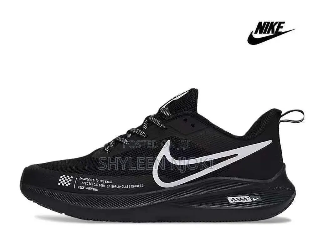 Men Nike Gym Sneakers