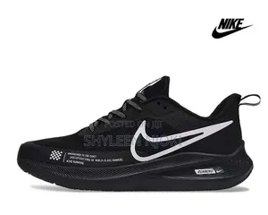 Men Nike Gym Sneakers