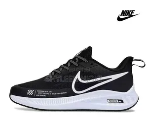 Men Nike Gym Sneakers