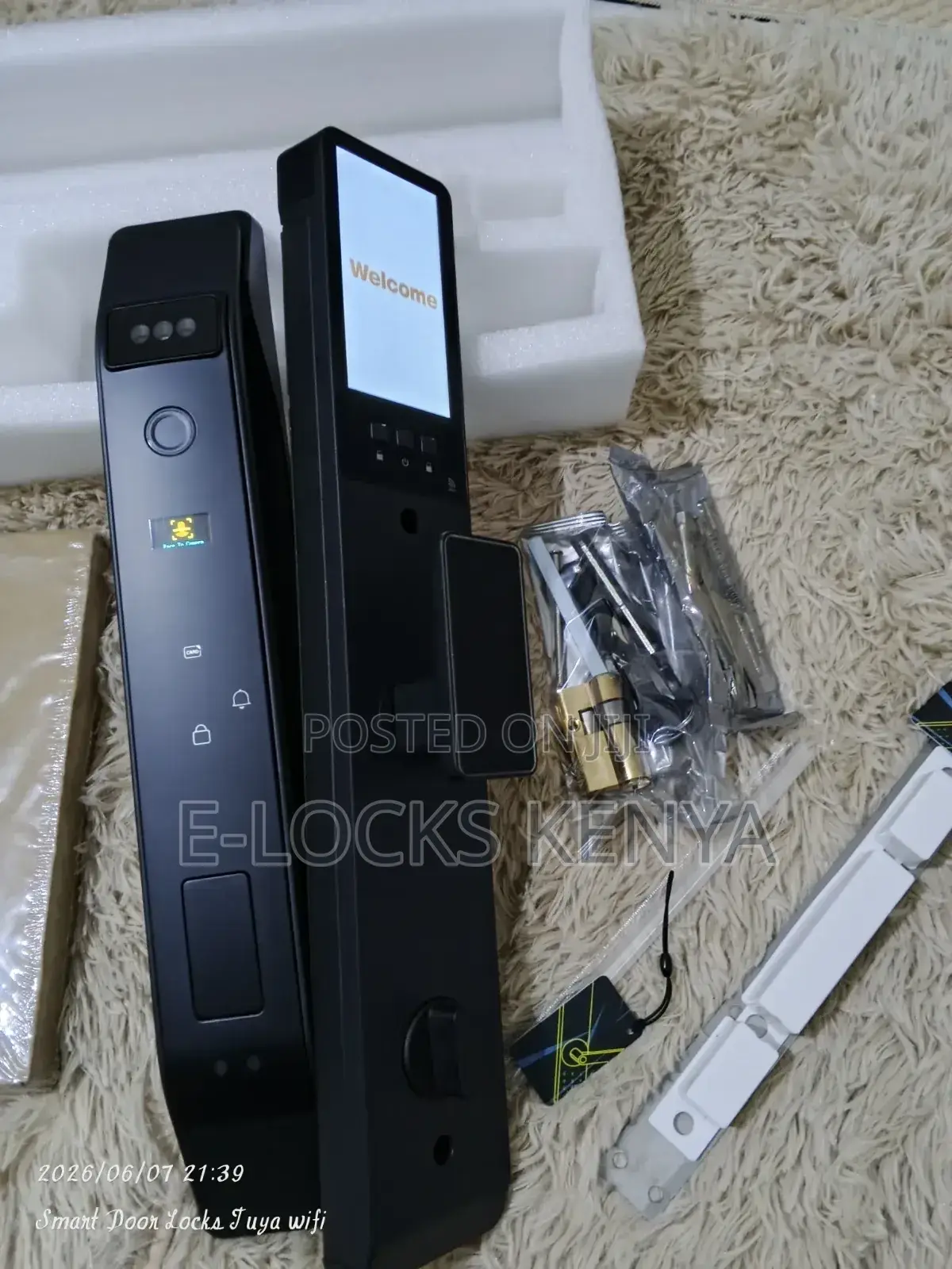 Tuya Wifi Smart Lock With 3d Face /Fingerprints/Password/Cards