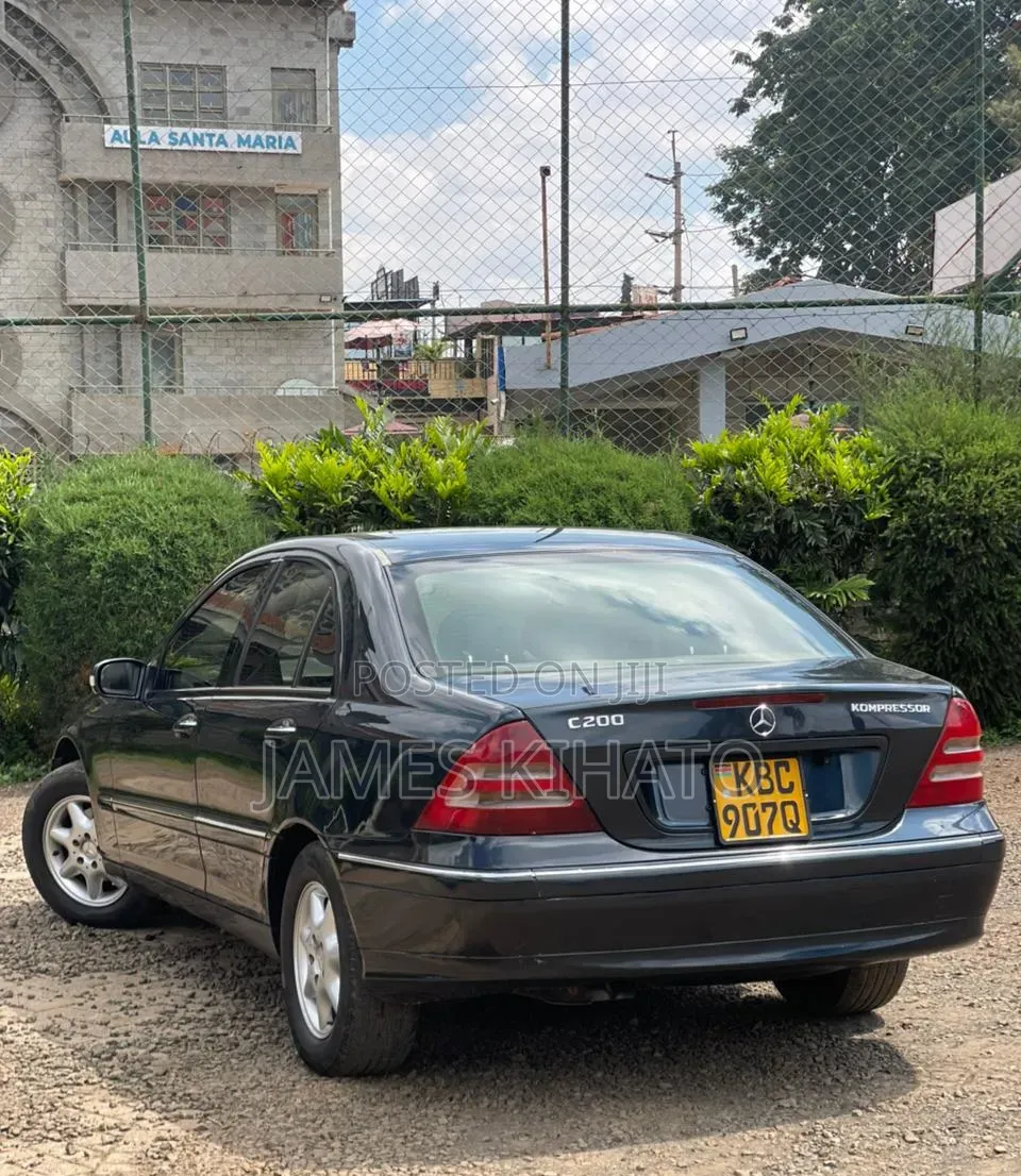 Mercedes-Benz C200 2004 Green