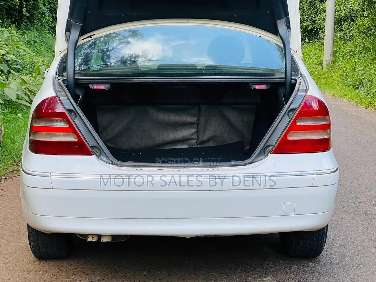 Mercedes-Benz C180 2004 White