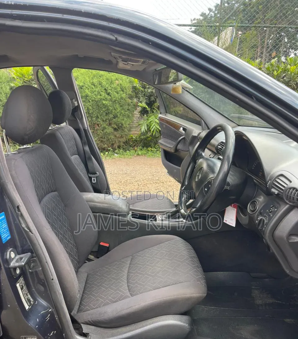Mercedes-Benz C200 2004 Green
