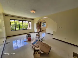 4 Bedroom Villa, Brookside