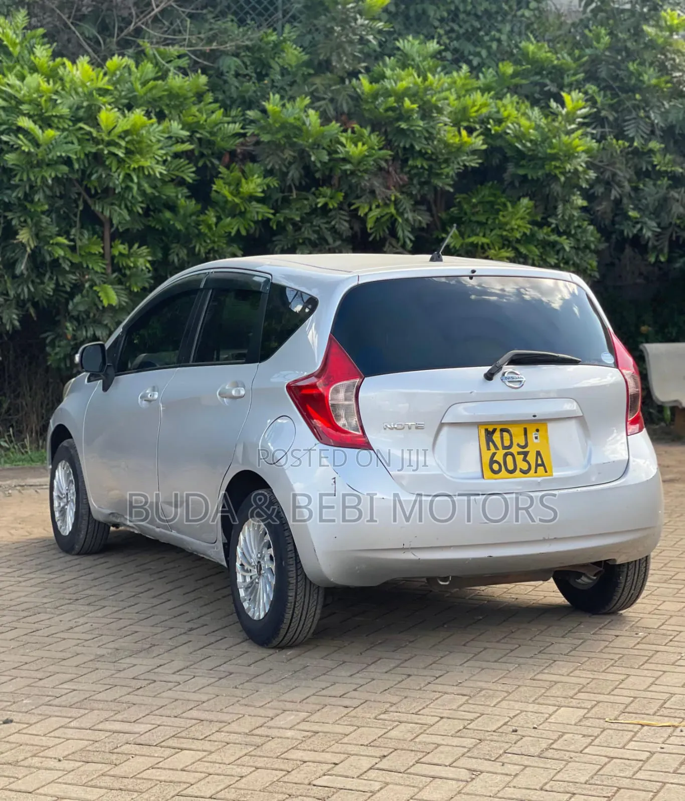 Nissan Note 2015 Silver