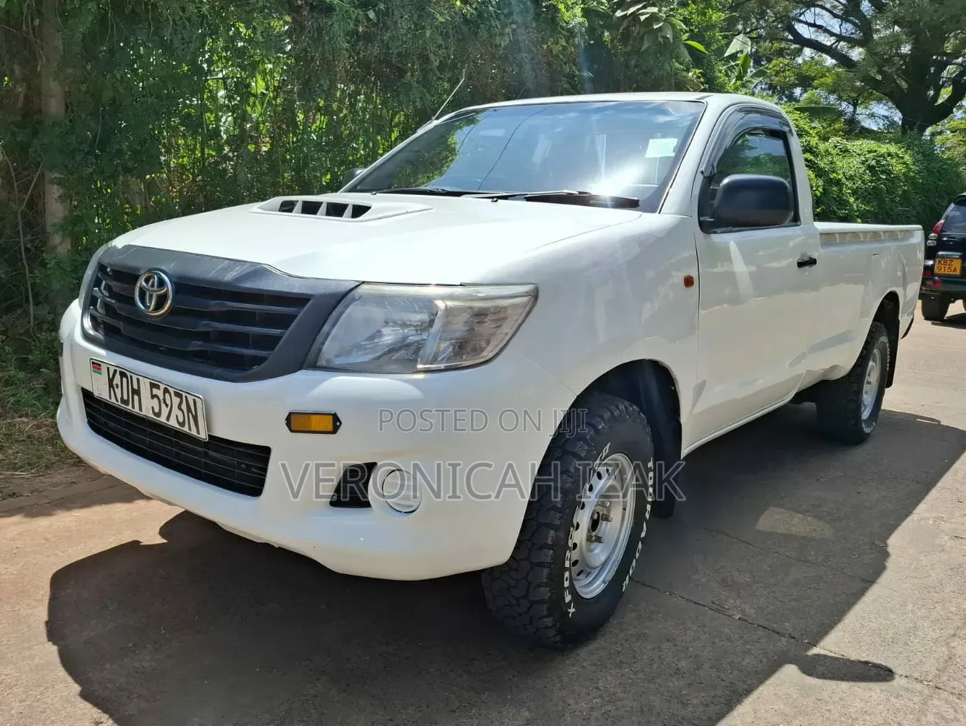 Toyota Hilux 2015 White