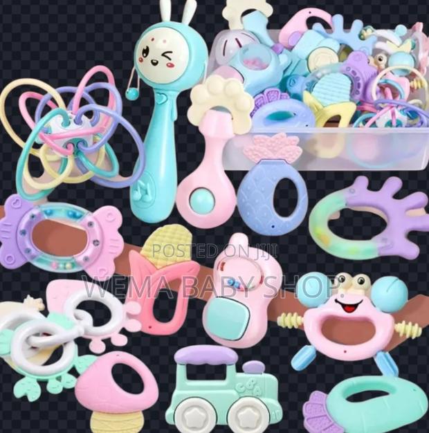 16pcs Silicone Baby Rattle Teether Gift Set - thumbnail 2