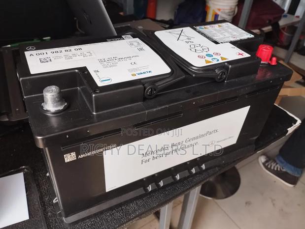 Varta Din100. 12v/92ah A.G.M Car Battery