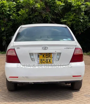 Toyota Corolla 2005 White