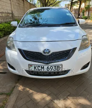 Toyota Belta 2010 White