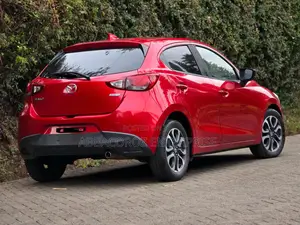 Mazda Demio 2017