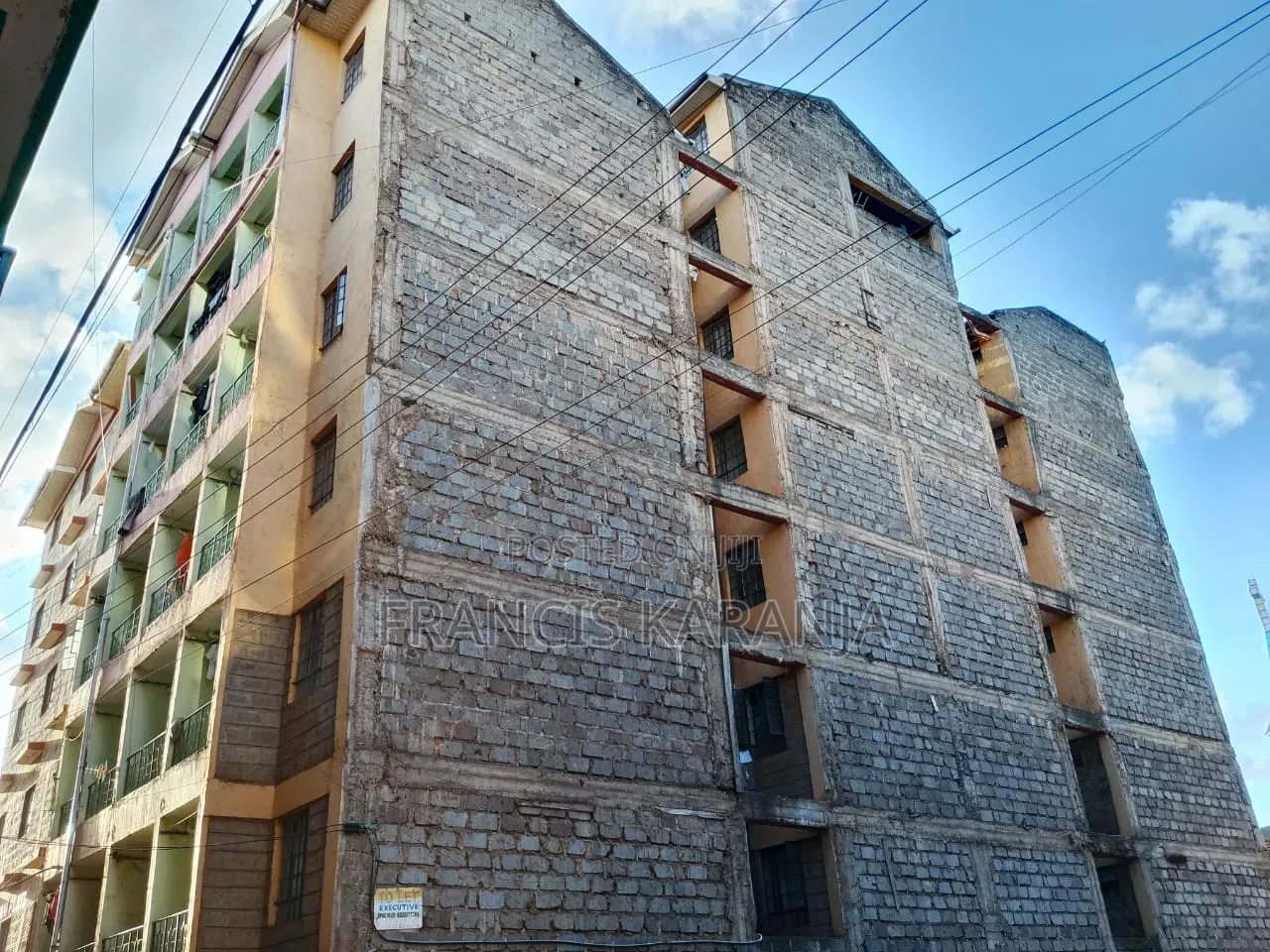Plot With an Income of 690,000