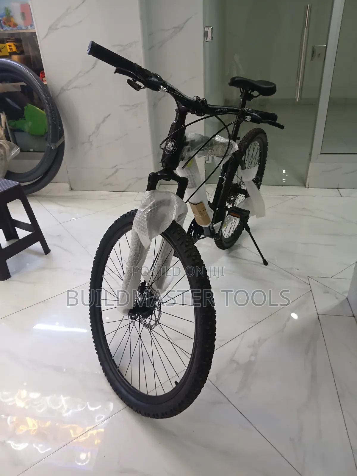 29-Inch Black Mountain Bike