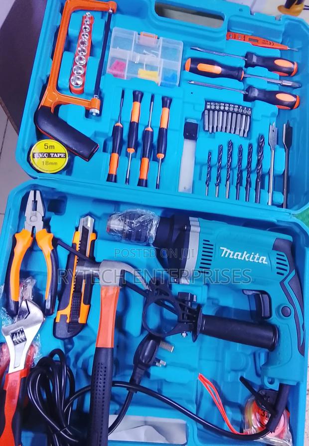 Makita Electric Drill Set/Corded Drill Set