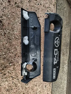 Engine Cover Isis D4